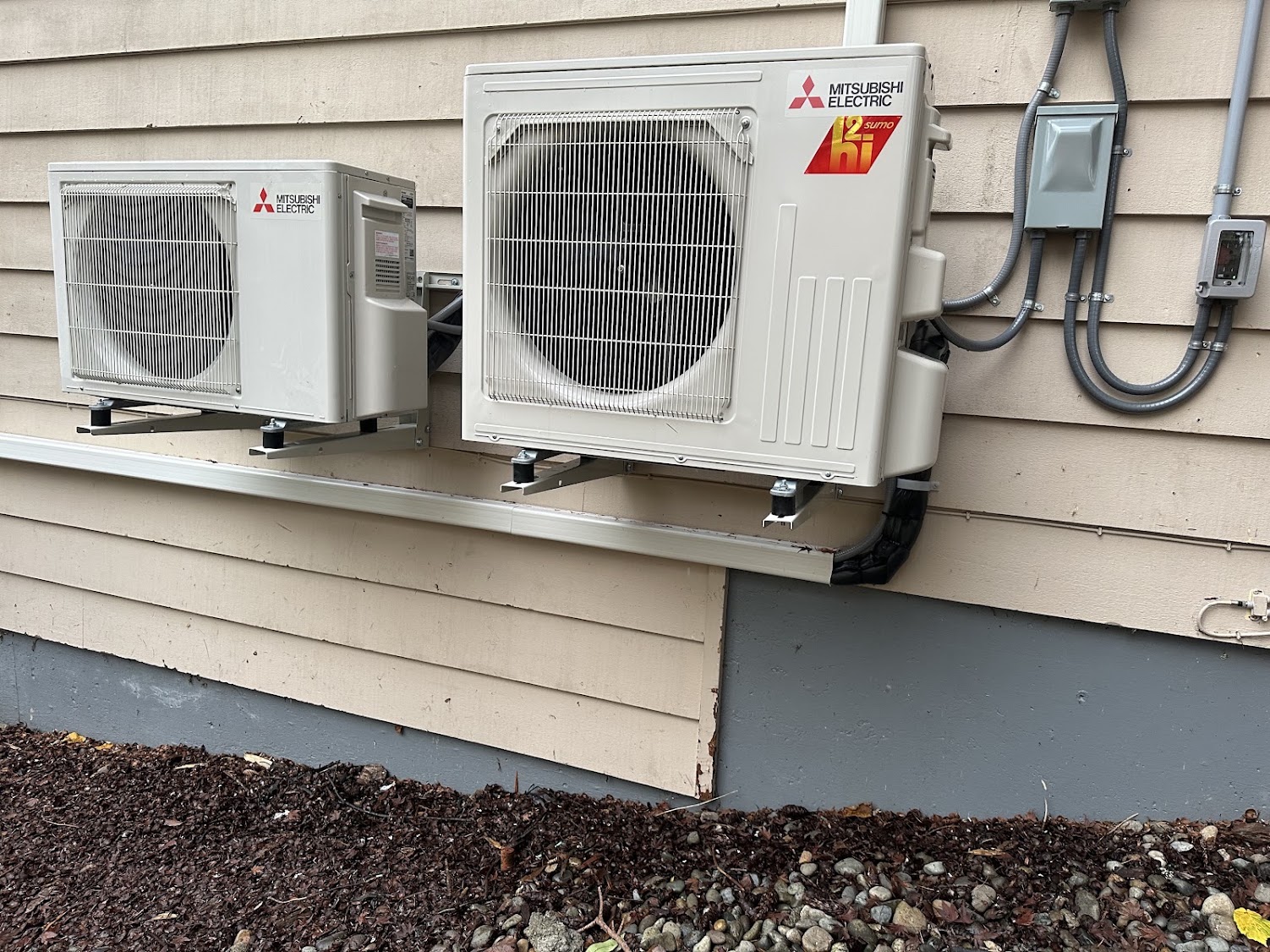 Tri-zone Mitsubishi Electric hyper-heat ductless mini-split installed by GreenFlow in Olympia after a gas to heat pump conversion